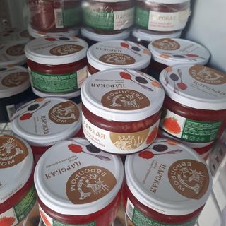 Trứng cá đen nga