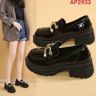 Giày lười nữ da bóng phối khóa đẹp