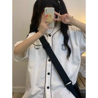 Áo sơ mi sọc viền thêu đầu thỏ kiểu dáng trẻ trung năng động