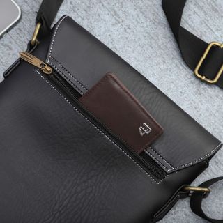 Túi Đeo Chéo Da Nam 4U Thời Trang D274