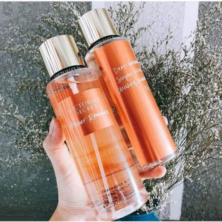 Xịt toàn thân Vic toria’s Secrett