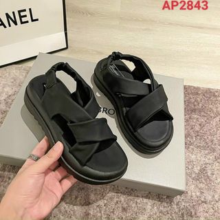 Sandal Nữ Độn Đế Bánh Mì ,Dép Quai Hậu Nữ Xoắn Siêu xinh