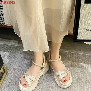 Sandal nữ đế bánh mì quai chéo xoắn đẹp