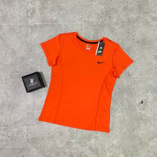 Áo nữ logo lỗ kim logo thêu Thể Thao Siêu Đẹp Giá Sỉ, Hàng Đẹp