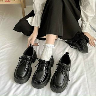 Giày lười nữ chất da bóng buộc dây đẹp