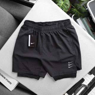Quần đùi nam logo xi giãn runing 2 lớp.Lớp lưới bên trong mềm thoáng mát Siêu Đẹp Giá Sỉ