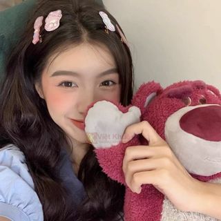 Gối ôm gấu dâu tây