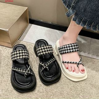 Dép nữ xỏ ngón phối quai ngang kẻ sọc đẹp