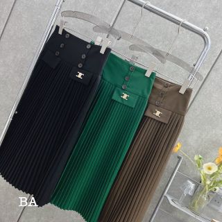 Chân Váy Suông Dập Ly Bản Cạp Cao 2 Nắp Túi Giả