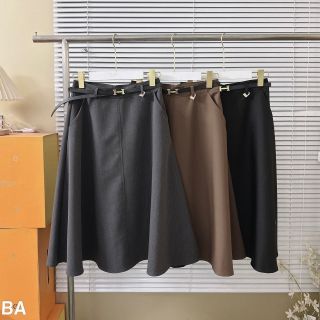 Chân Váy Xòe Công Sở Cao Cấp Có Túi Sườn