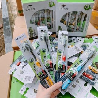 BÀN CHẢI THAN TRE HOẠT TÍNH HÀN QUỐC