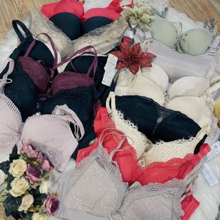 Áo lót su lộn xộn