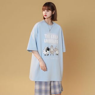 Áo thun tay lỡ form rộng in hình 3 chú cừu