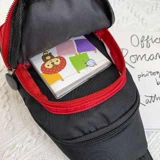 Túi đeo chéo người nhện