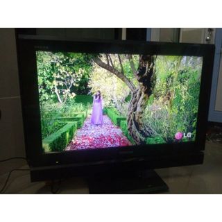[XẢ KHO TIVI GIÁ RẺ ] TIVI TOSHIBA 24" PHỤ KIỆN ĐẦY ĐỦ CẦN THANH LÝ