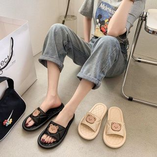 Dép nhựa dẻo hình gấu