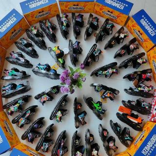 Sandal trẻ em màu đen cá tính V978