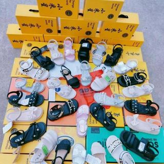 Sandal trẻ em chất da mềm êm chân đẹp
