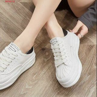 Giày thể thao nữ màu trắng da mềm êm chân đẹp AP32