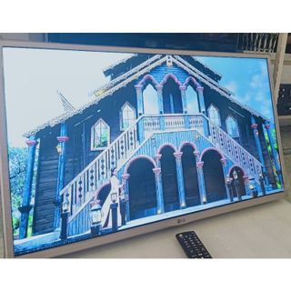 [Tivi Youtube LG 32" Gắn Tường - Full phụ kiện Thanh Lý]