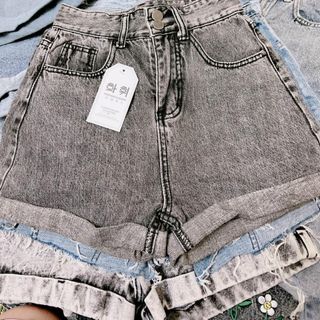 Quần Short Nữ Bò