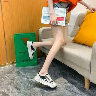 Giày thể thao nữ dáng basic đế bằng ca đẹp