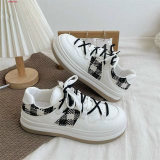 Giày thể thao nữ màu trắng phối caro đẹp