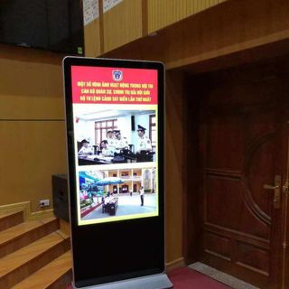 MÀN HÌNH QUẢNG CÁO CHÂN ĐỨNG KEDRO 49 INCH HỆ ĐIỀU HÀNH ANDROID