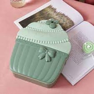 Hộp Bánh Mứt Que Kem Xinh Xắn