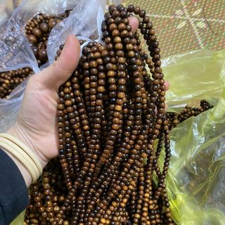 Vòng hạt gỗ bách xanh 108hạt