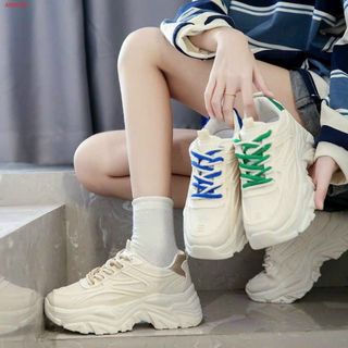 Giày thể thao nữ màu trắng viền gót đẹp AP301