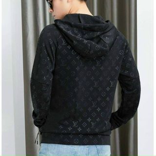Áo chống nắng nam dập vân Poly