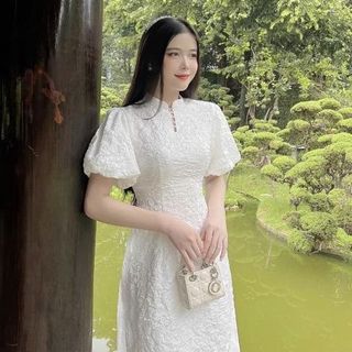 Áo Dài Cách Tân Tay chông trắng