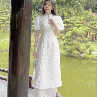 Áo Dài Cách Tân Tay chông trắng