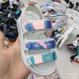 Sandal trẻ em kiểu dáng đẹp giá rẻ V1080