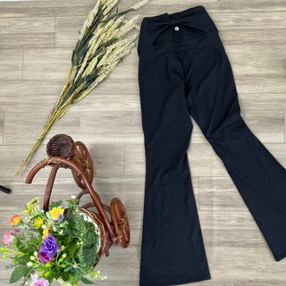 Quần dài ống loe Thể Thao Siêu Đẹp Giá Sỉ, Hàng Đẹp Chất