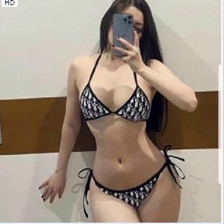 Set bikini tam giác nhỏ quyến rũ