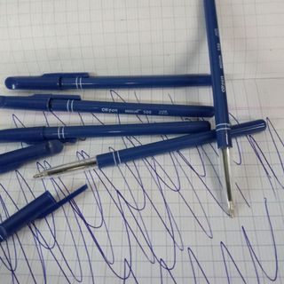Bút bi mực xanh dương đẹp rẻ nhất giá sỉ