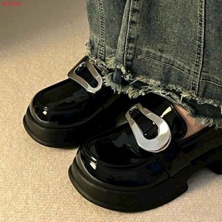 Giày lười nữ da mềm bóng họa tiết kim loại đẹp AP27