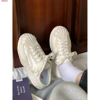 Giày sục nữ dáng thể thao đế mềm êm chân AP29213