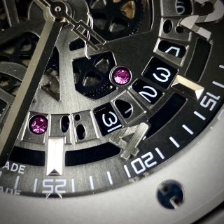 HUBLOT Classic Fushion - Cơ lộ mặt số Hàng loại 1