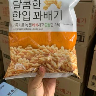Quẩy xoắn Hàn Quốc UPON SNACK 280gr - Date mới 2024