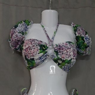 Bikini 2 mảnh quần nhỏ,kèm khăn quấn
