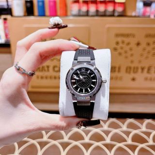 Fe trơn hàng đẹp khoá thông minh