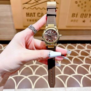 Fe trơn hàng đẹp khoá thông minh