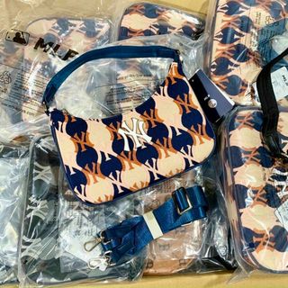 Túi MLB kẹp nách vằn sz25