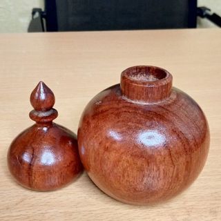 lọ đựng tăm bằng gỗ hương