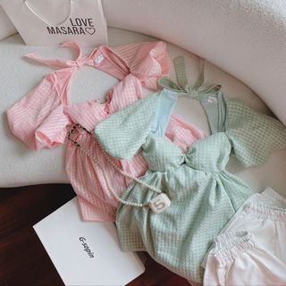 SET BBD LỖ CUTOUT LƯNG SHORT