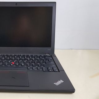 Laptop lenovo  X240, bền nhẹ, giá rẻ