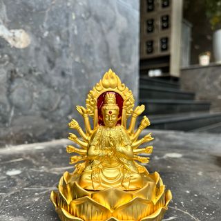 Tượng Phật Bà Quan Âm nghìn mắt nghìn tay- Đồ chơi ô tô - Phụ kiện xe hơi
